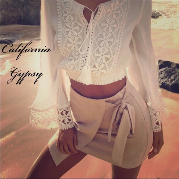 UNBRANDED Tops - Boho Chic Crochet Bell Sleeve Top LAST ONE